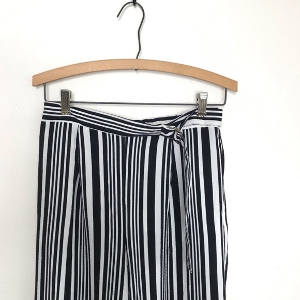 2pc.PROJECT RUNWAY STRIPED SET✨ - Picture 9 of 11